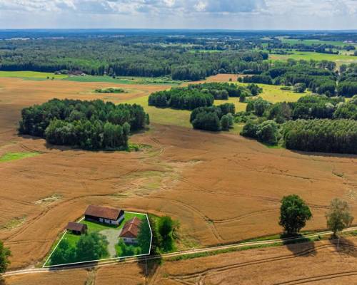 Siedlisko bez sąsiadów, klasyczny dom na odludziu, Warmia