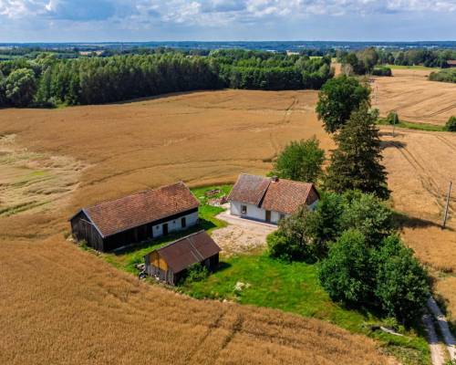 Siedlisko bez sąsiadów, klasyczny dom na odludziu, Warmia