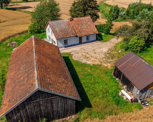 Siedlisko bez sąsiadów, klasyczny dom na odludziu, Warmia