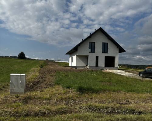 Nowoczesny Dom w Wolbromiu – Stan Surowy, Duża Działka, Blisko Krakowa