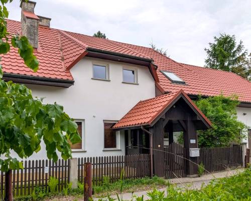 Komfortowy dom z 2 garażami i ogrodem Nowy Sącz