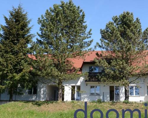 Komfortowy dom z 2 garażami i ogrodem Nowy Sącz